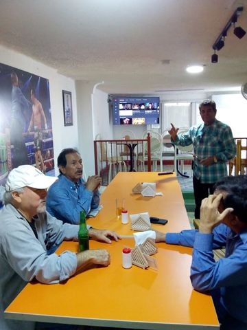 Primeros en Llegar a la Reunión