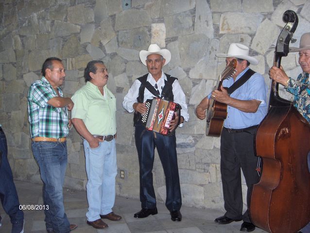 Sin Nombre