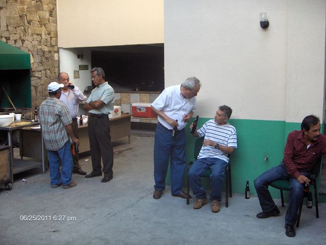 Sin Nombre